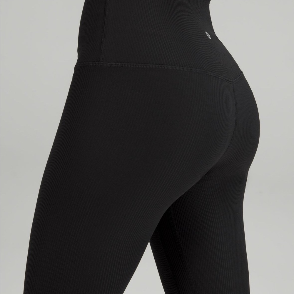 Lululemon Align High-Rise Ribbed Black 25” size 0